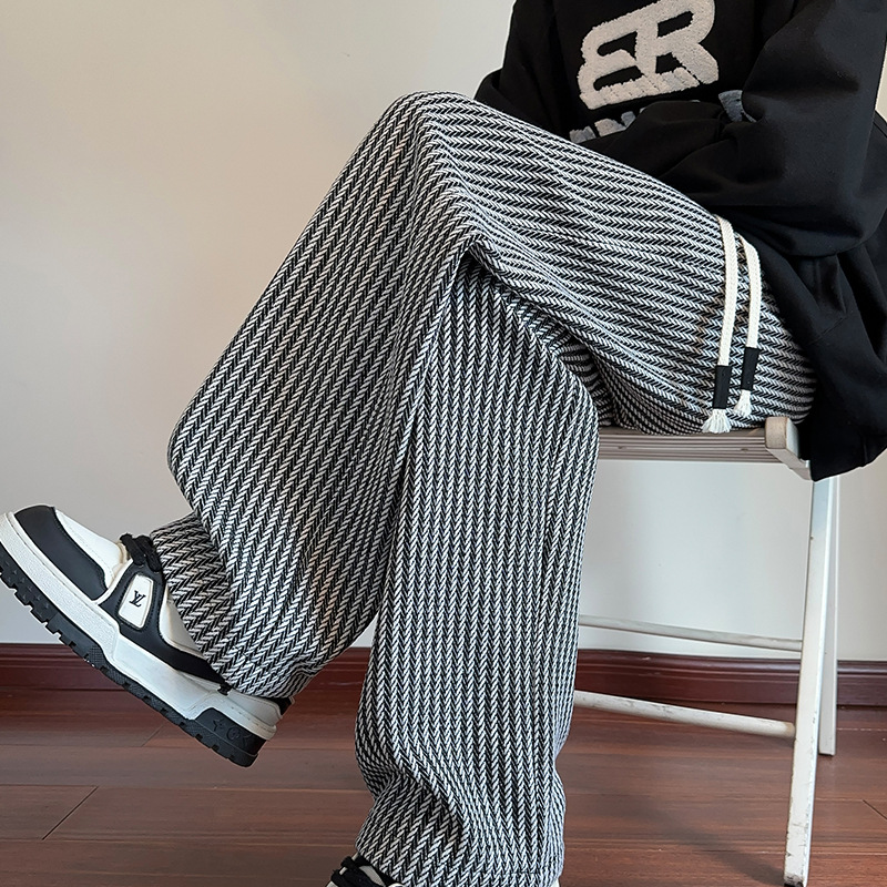 XAVIERA – MODERNE RUITEN SWEATPANTS