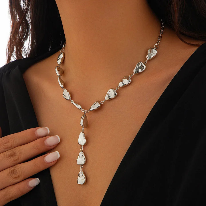 Lariat Ketting Geïnspireerd op Moderne Steen