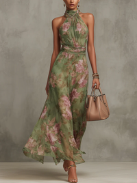 Serena - Lange groene bloemenjurk van chiffon met halternek
