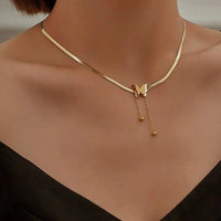 Delicate Vlinder Haringbone Hangketting