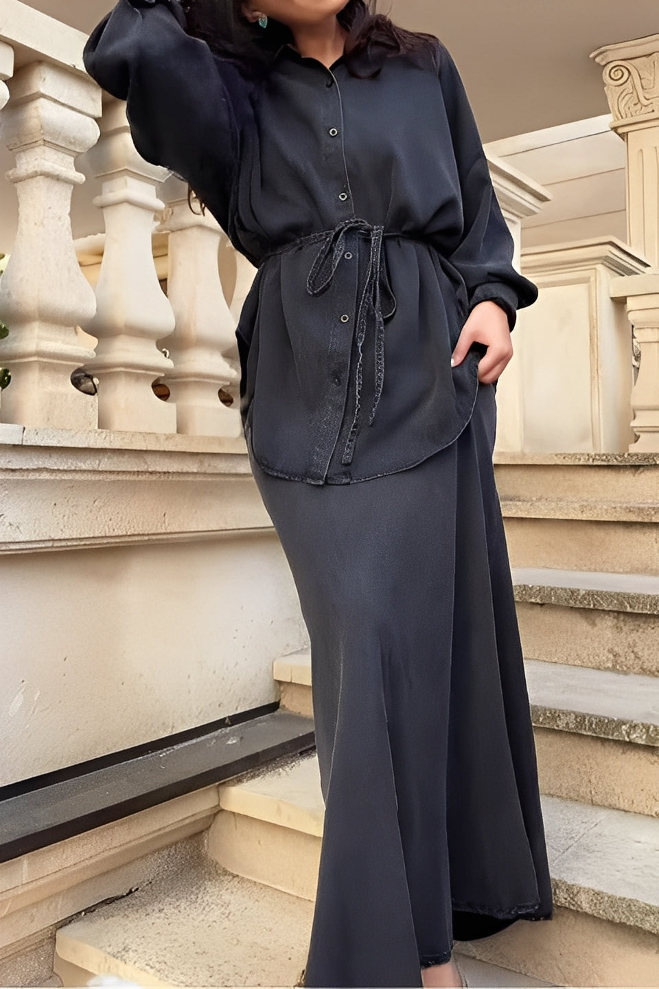 Radomira – compleet met geknoopte blouse